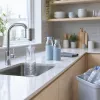 Filtre à eau sur robinet de cuisine : ce que ça coûte vraiment de se passer de bouteilles