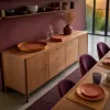 Enfilades en bois massif : le buffet qui structure la salle à manger