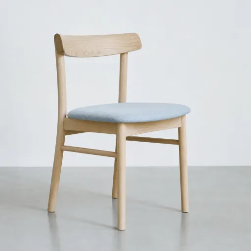 Bien choisir une chaise de salle à manger en bois pour une pièce élégante et conviviale
