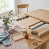 Choisir une table en bois massif extensible pour une salle à manger conviviale