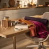 Chaise de salle à manger pivotante : comment choisir le modèle idéal pour une cuisine conviviale